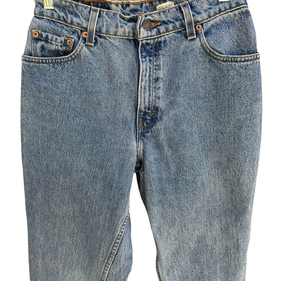 Levis 550 Vintage 90s High Waisted Tapered Leg Mom Jeans Medium Wash 8 Made USA