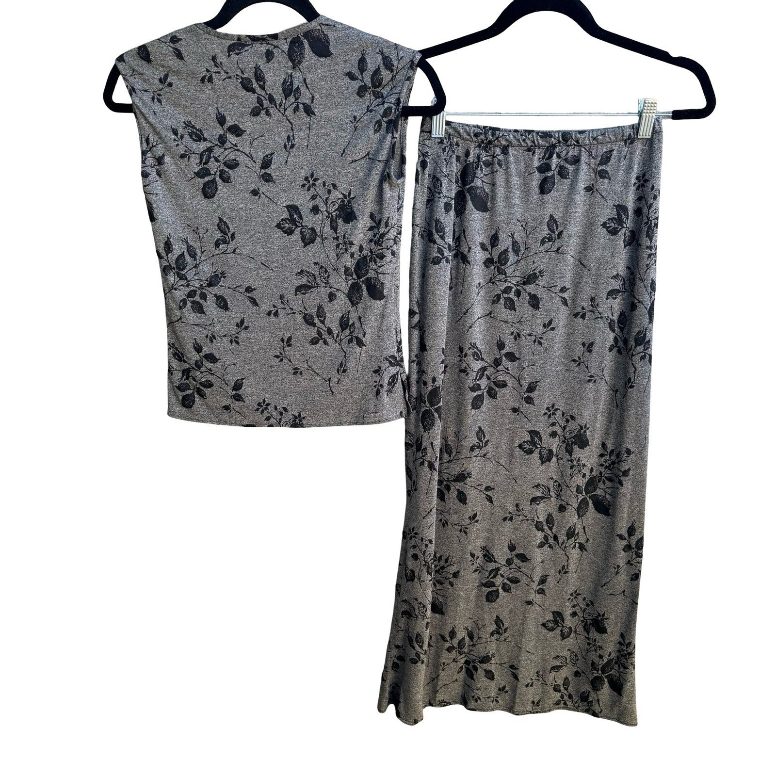 Lynn Lugo Y2K 90s Whimsigoth Romantic Floral Minimalist Maxi Skirt Top Grey 4