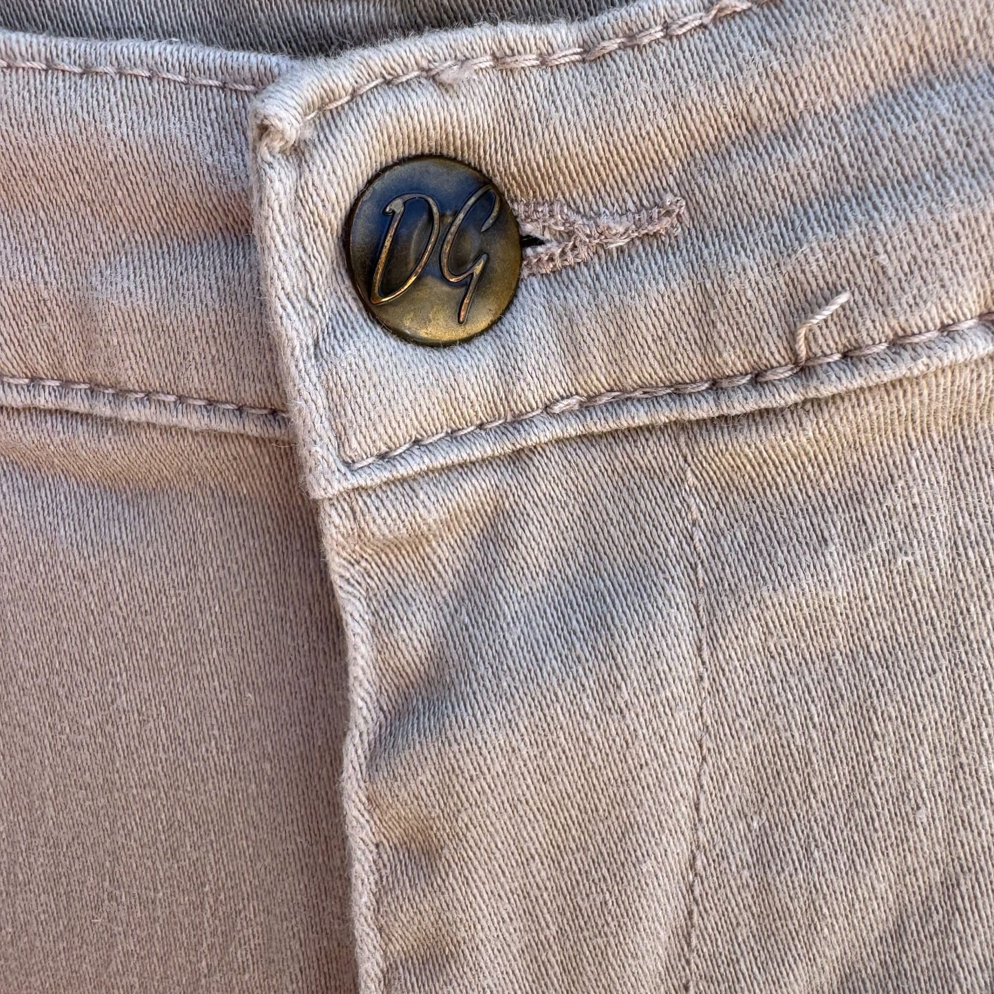 Dg2 By Diane Gilman Womens Beige Cotton Blend Stretch Long Bermuda Shorts 2