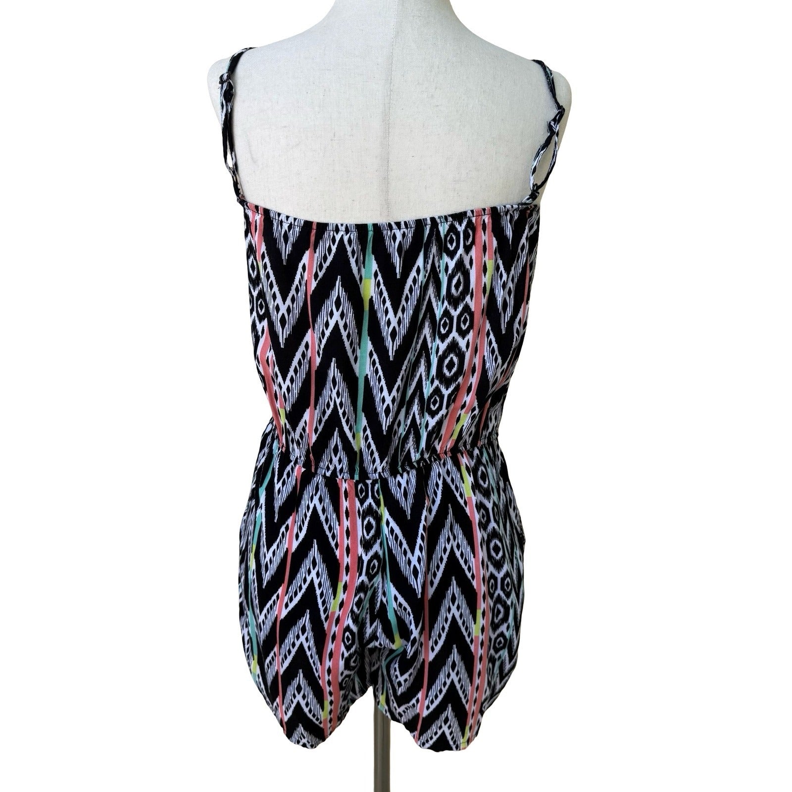 Helix Y2K Boho Festival Ikat Geometric Romper Summer Beach Black Pink Womens S/M