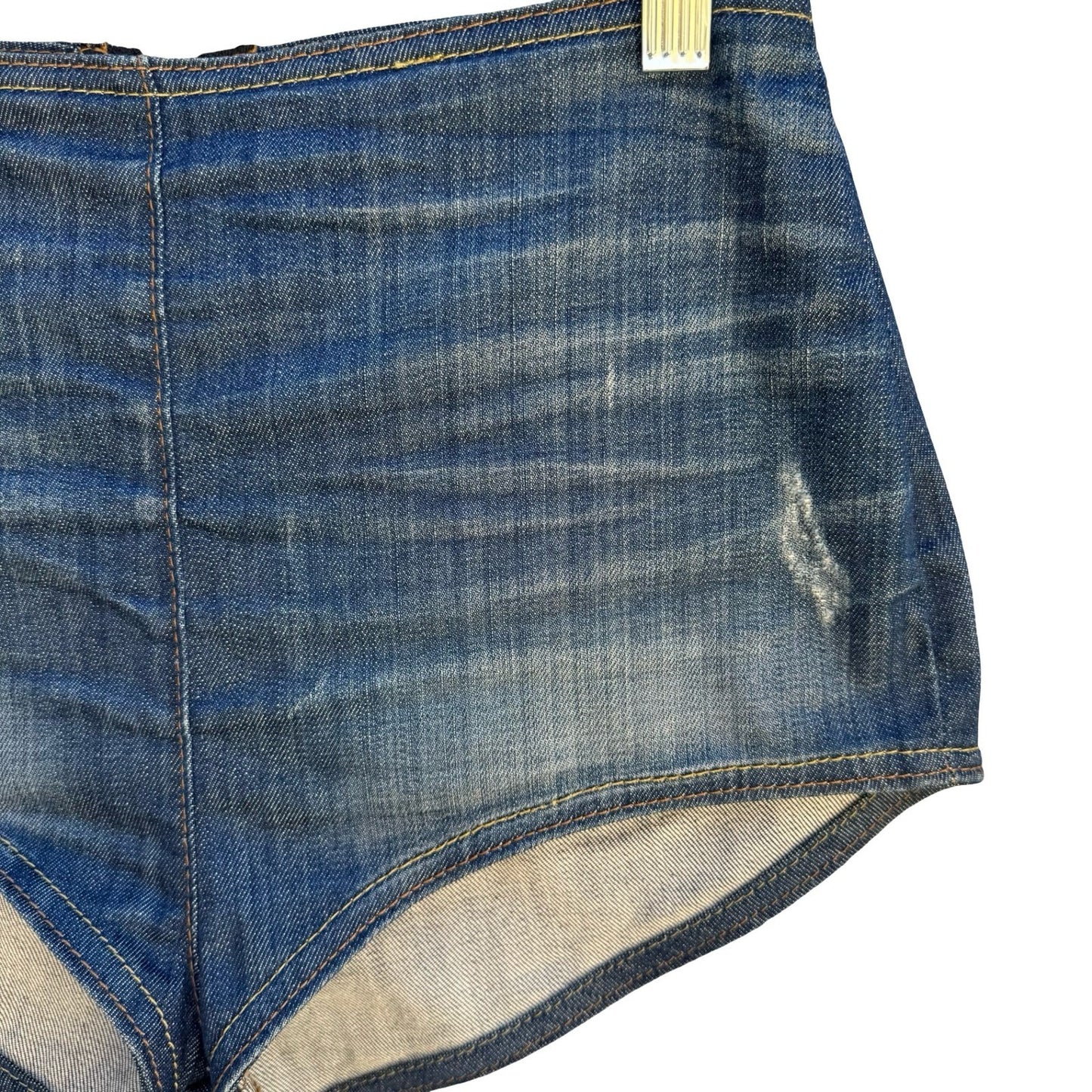 William Rast Y2K High Waisted Cheeky Denim Micro Shorts Hot Pants Back Zip 26