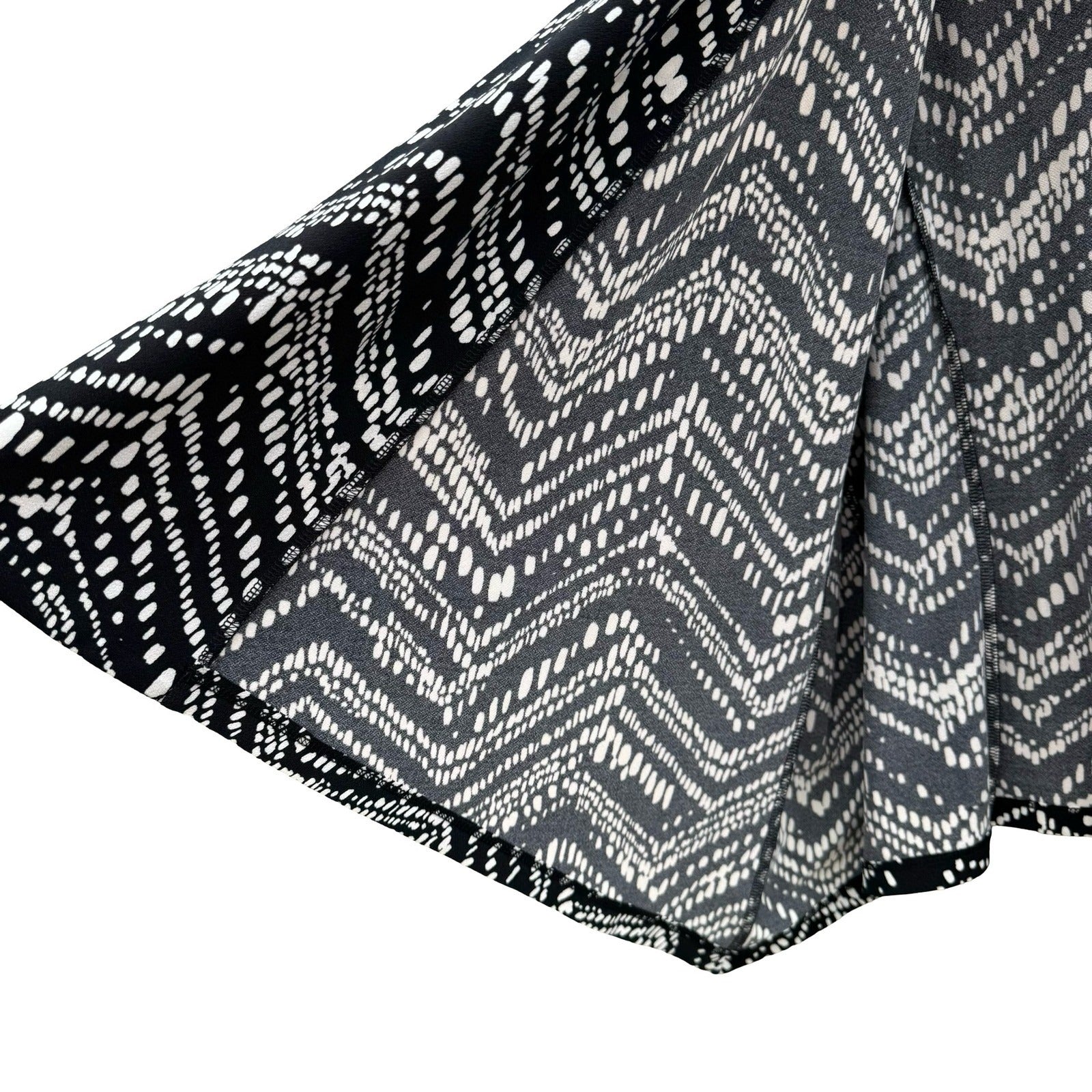 Kasper Womens Black White Chevron Moss Crepe Open Front Cardigan Size L NEW Mod
