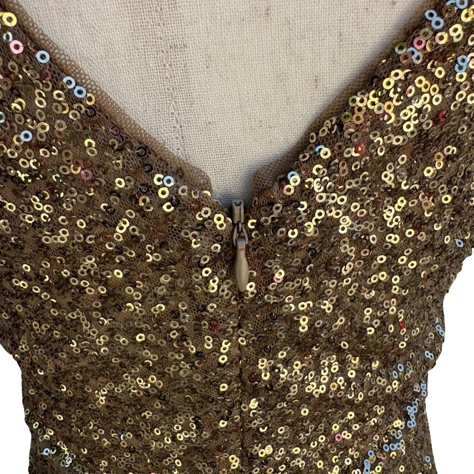 Lauren Ralph Lauren Glam Gold Sequin Ruched V-Neck Cocktail Party Dress Womens 6