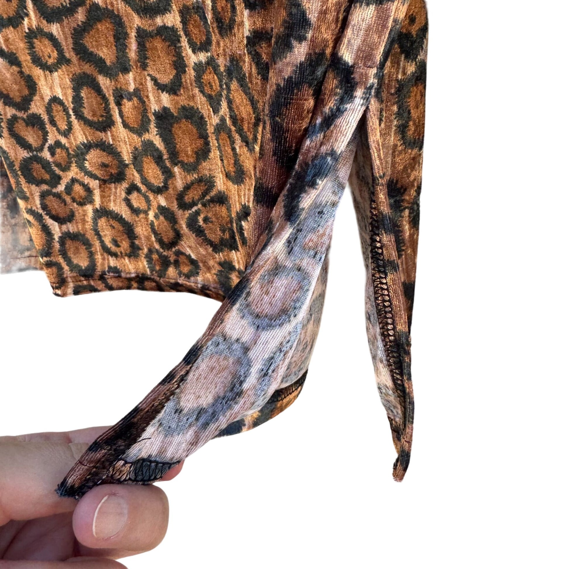 Superline Vintage Women's Velour Retro Leopard Print Long Sleeve Shirt - OS