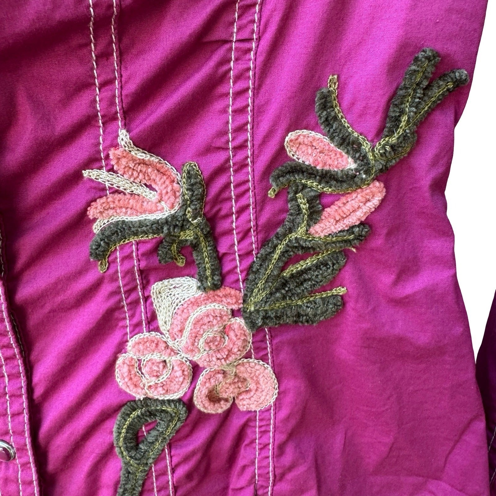 Love Polly Y2K Cowgirl Floral Chenille Embroidered Western Snap Shirt Pink XS