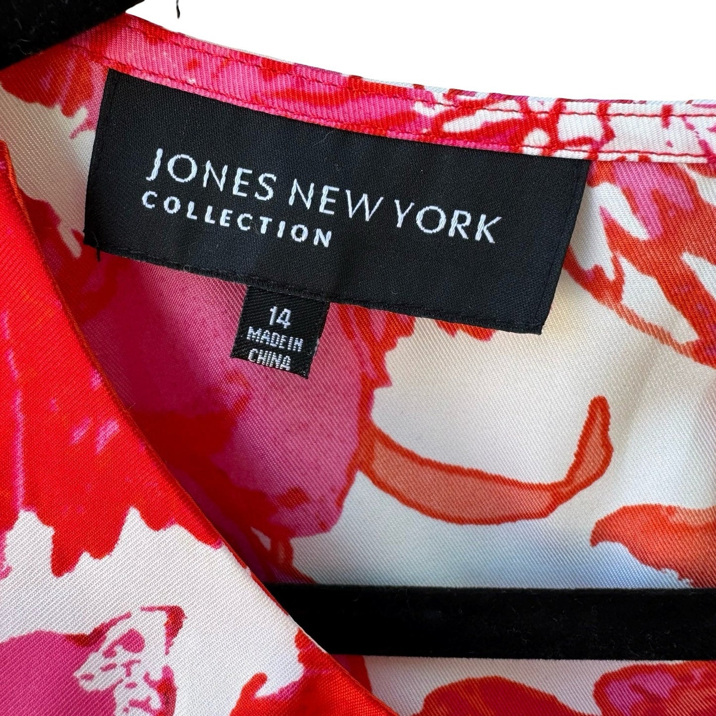 Jones New York Collection Red Bold Floral Sleeveless Pleated Feminine Blouse 14