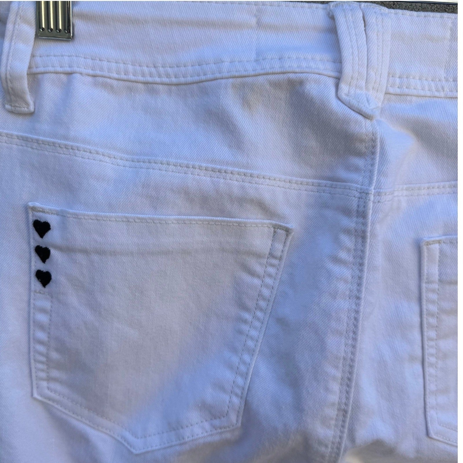 G by Giuliana Alice Through the Looking Glass White Heart Skinny Jeans Size 6