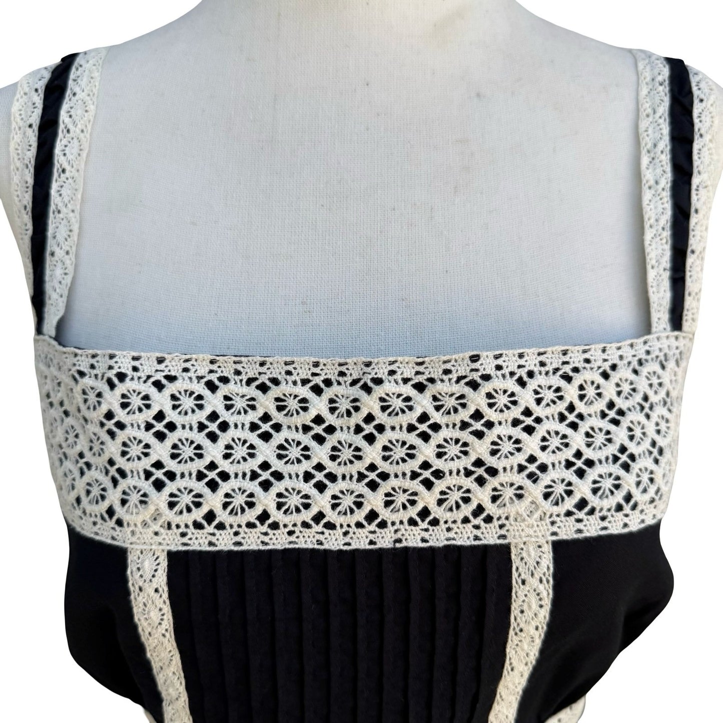 Work to Weekend Y2K Boho Romantic Goth Lace Pleated Empire Waist Top L NEW Black