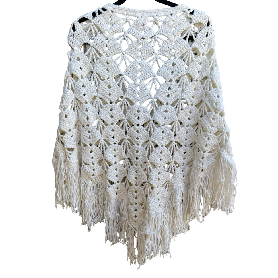 Vintage Handmade Boho Festival Coastal Cottagecore Crochet Fringe Shawl Wrap OS