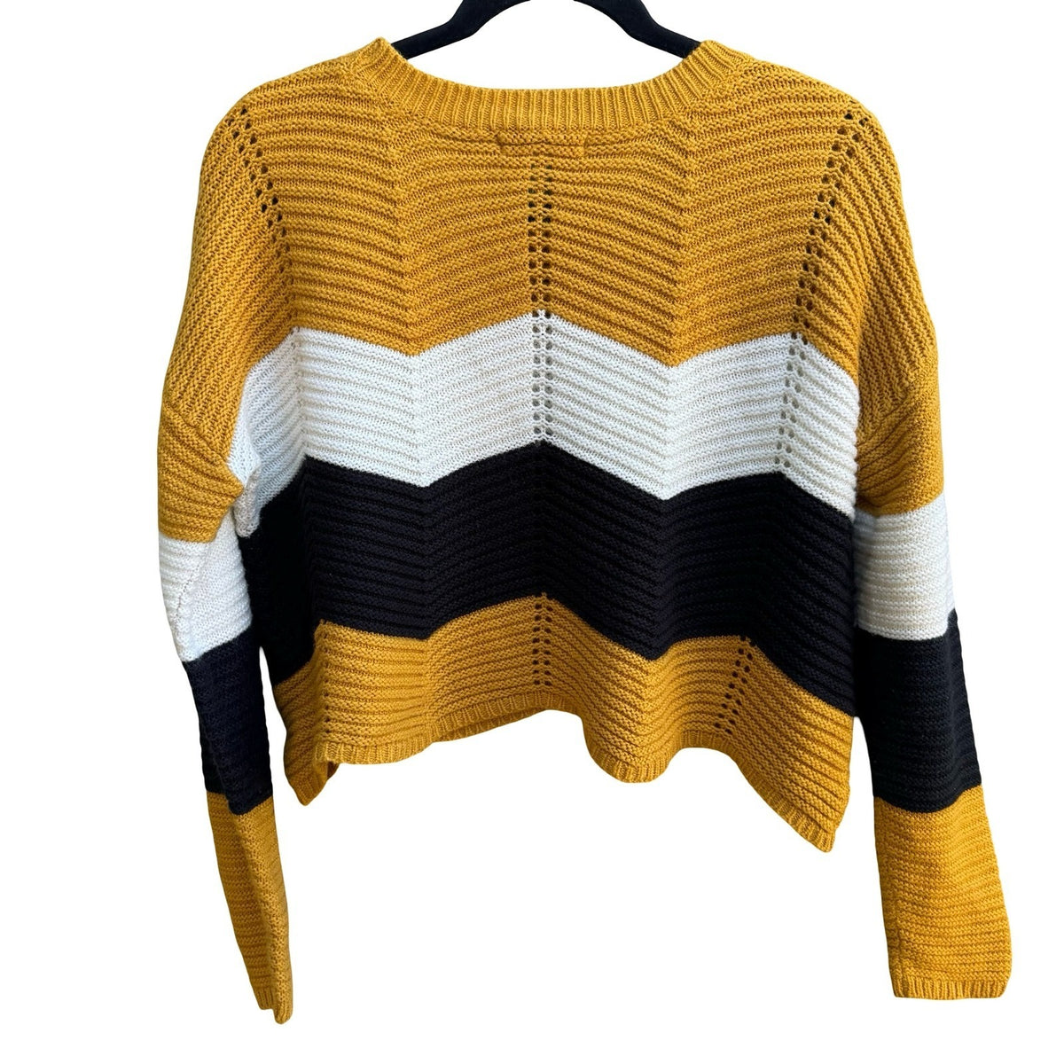 Full Circle Trends Boho Charlie Brown Style Chevron Striped Knit Crop Sweater M