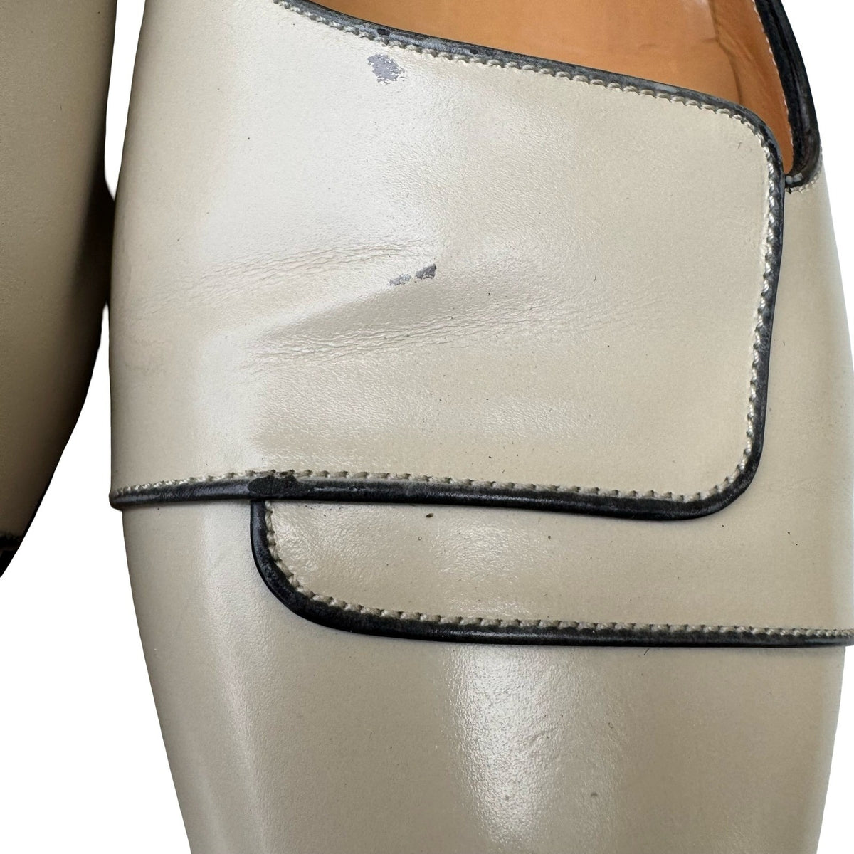 Bally Vintage Italian Leather Minimalist Pointed Toe Flats Cream Womens 10.5 M