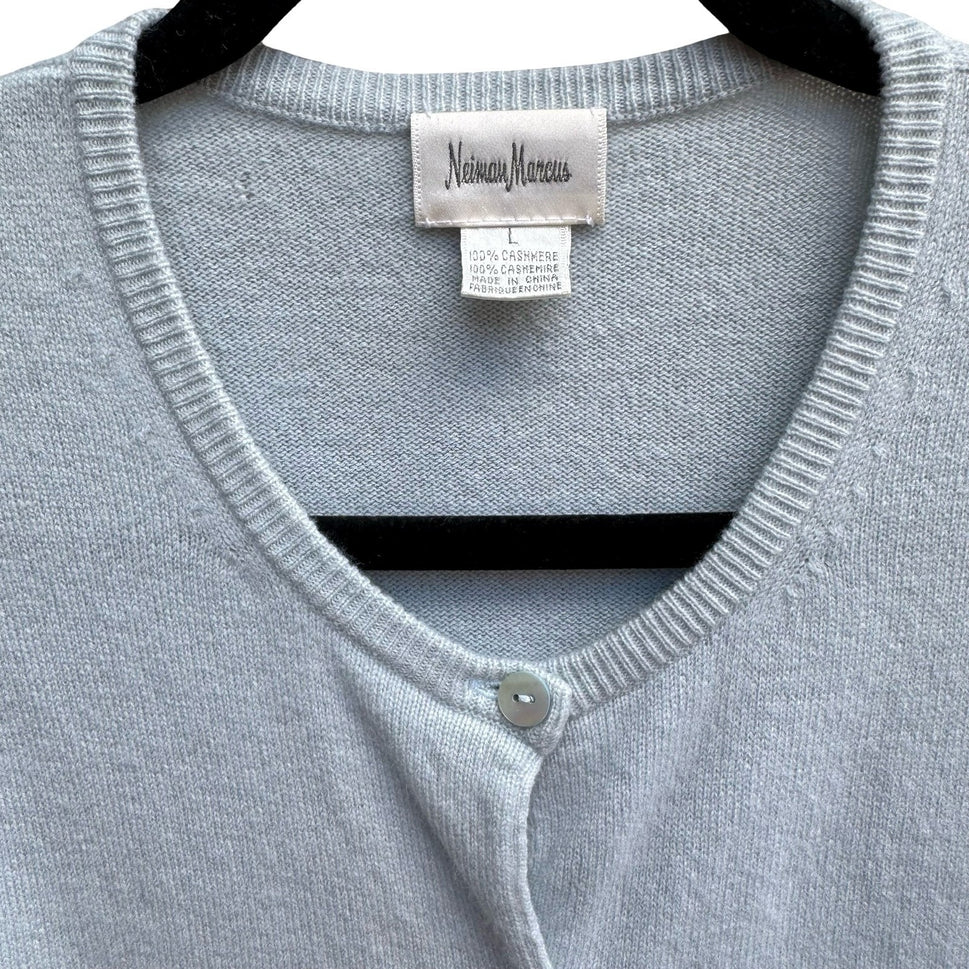 Neiman Marcus Cashmere Quiet Luxury Preppy Cozy Cardigan Sweater Pastel Blue L