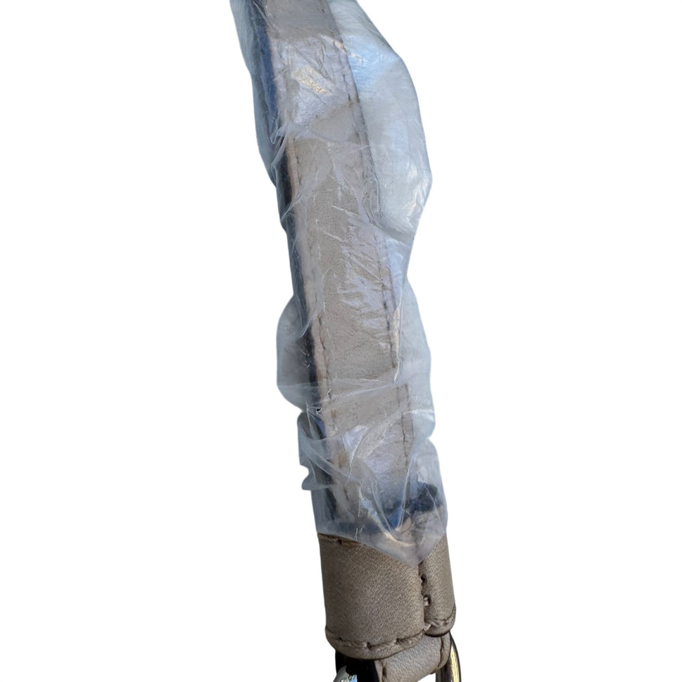 B Makowsky Beige Leather Shoulder Bag With Chain Strap & Gold Hardware