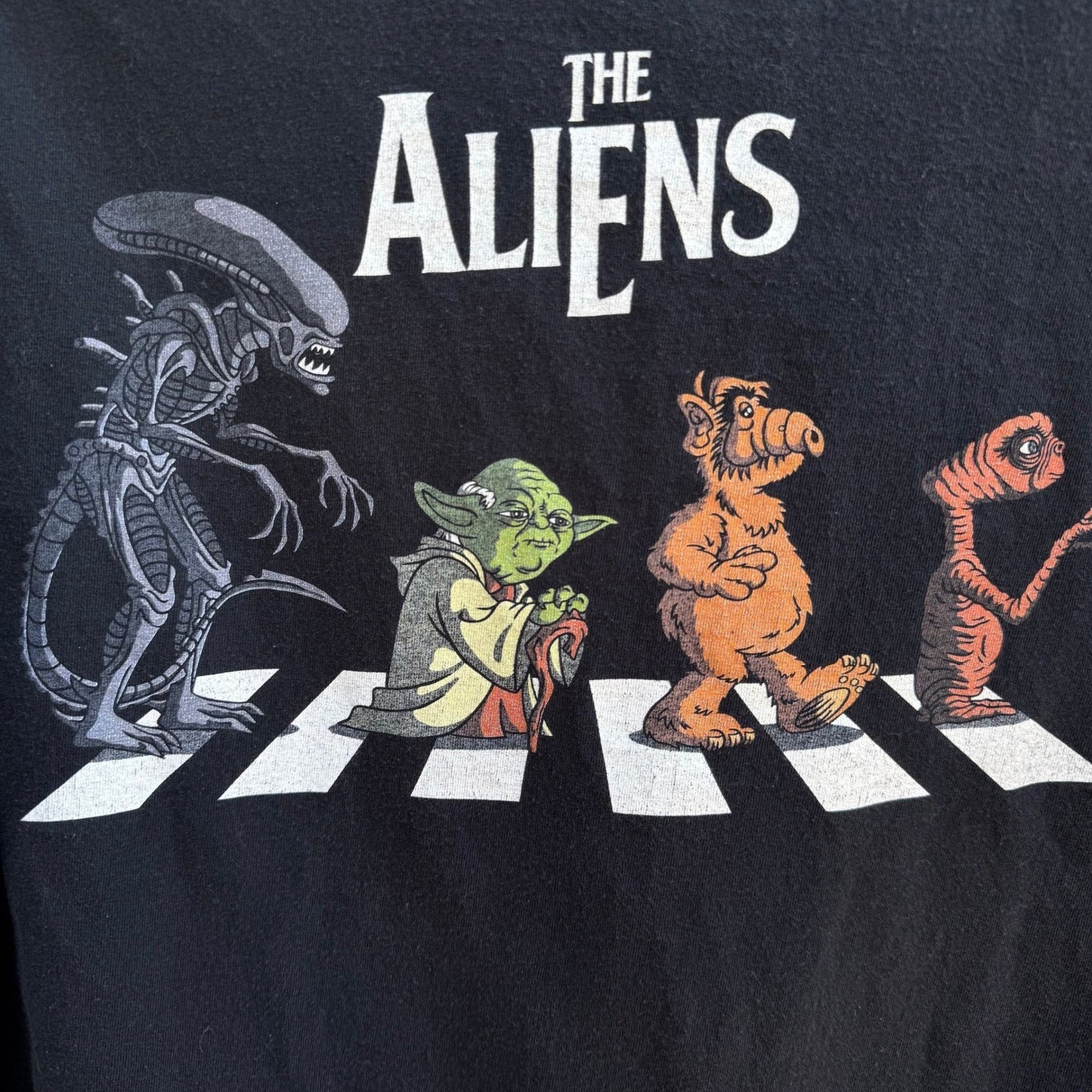 Fruit of the Loom The Aliens Abbey Road Parody T-Shirt Xenomorph Yoda Alf ET L