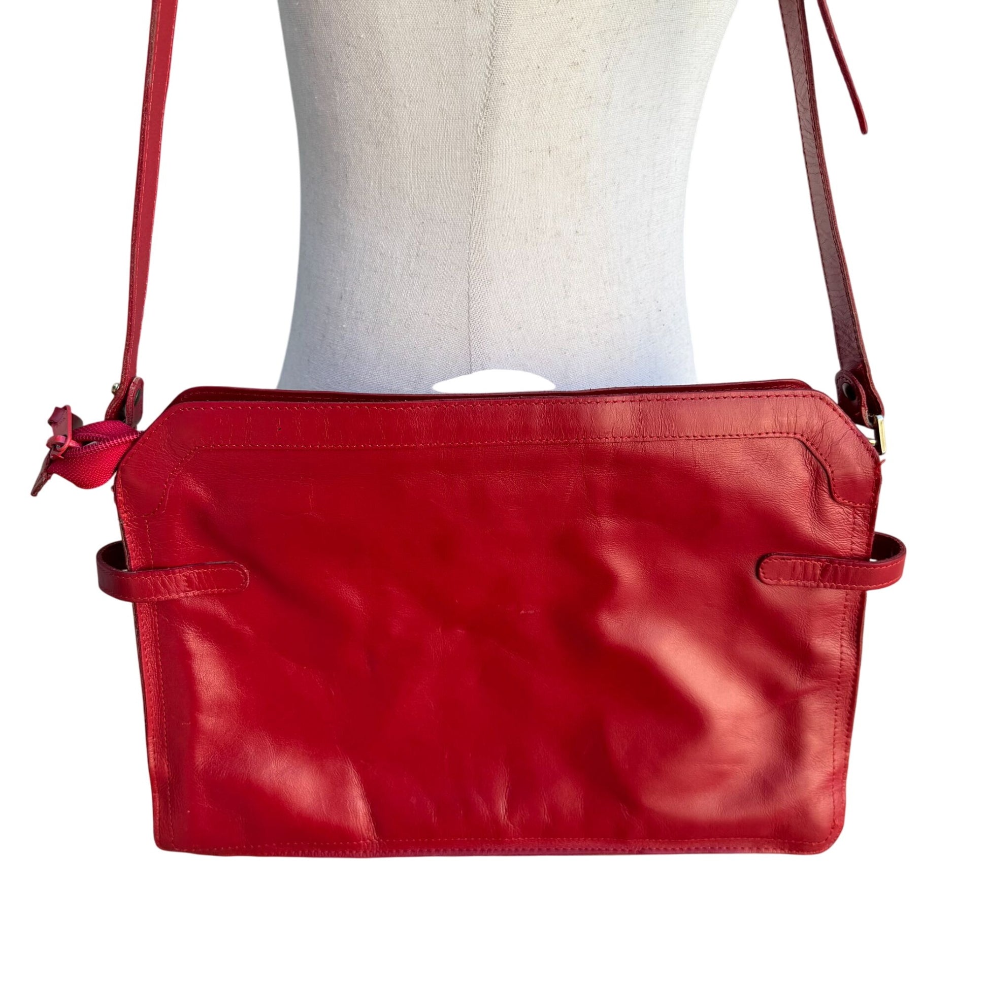 Phillippe Vintage Red Leather Adjustable Strap & Gold Buckle Accent Shoulder Bag