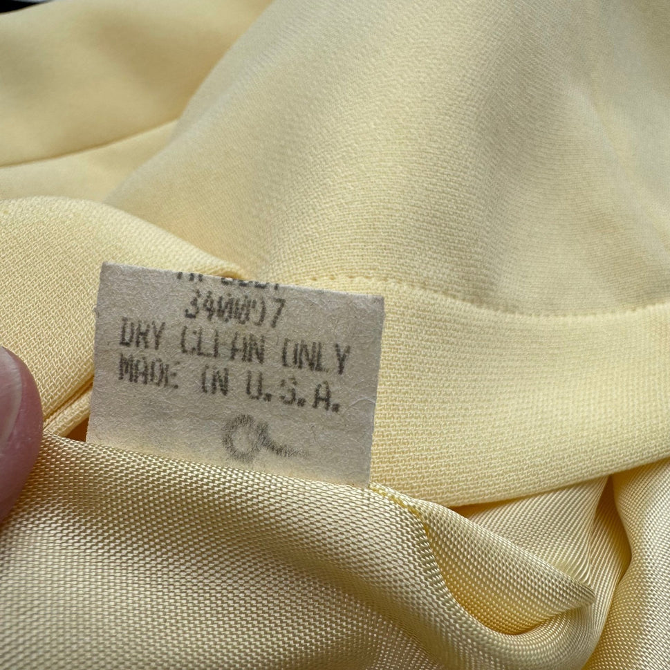BCBG Max Azria Vintage Y2K 90s Butter Yellow Mini Skirt 8 Minimalist Preppy