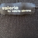 Switch Valerie Stevens Y2K Womens M Black Notched V-Neck Ribbed Knit Top Minimalist 2 image