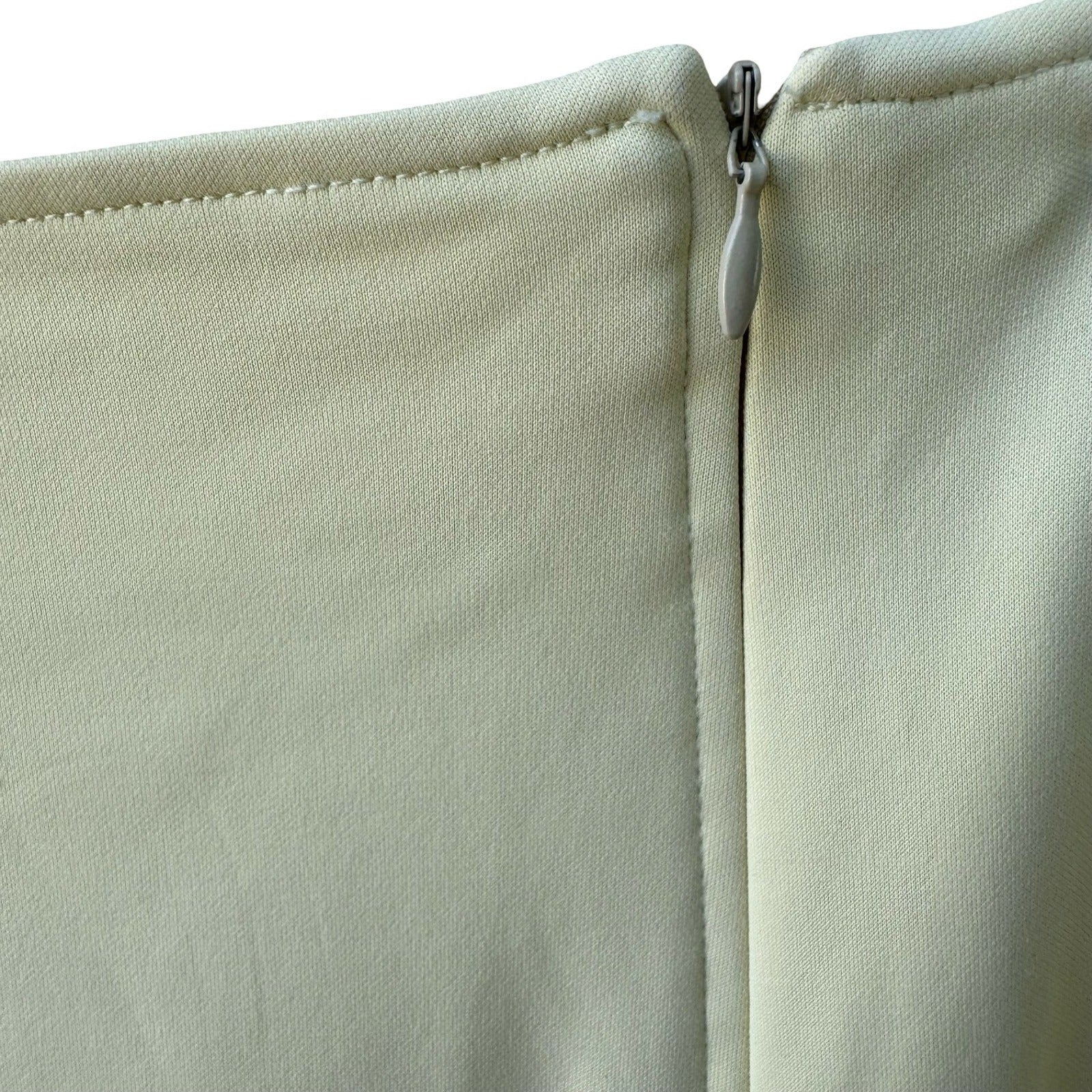 BCBG Max Azria Y2K 90s Butter Yellow Minimalist Seamed Bodycon Pencil Skirt 4