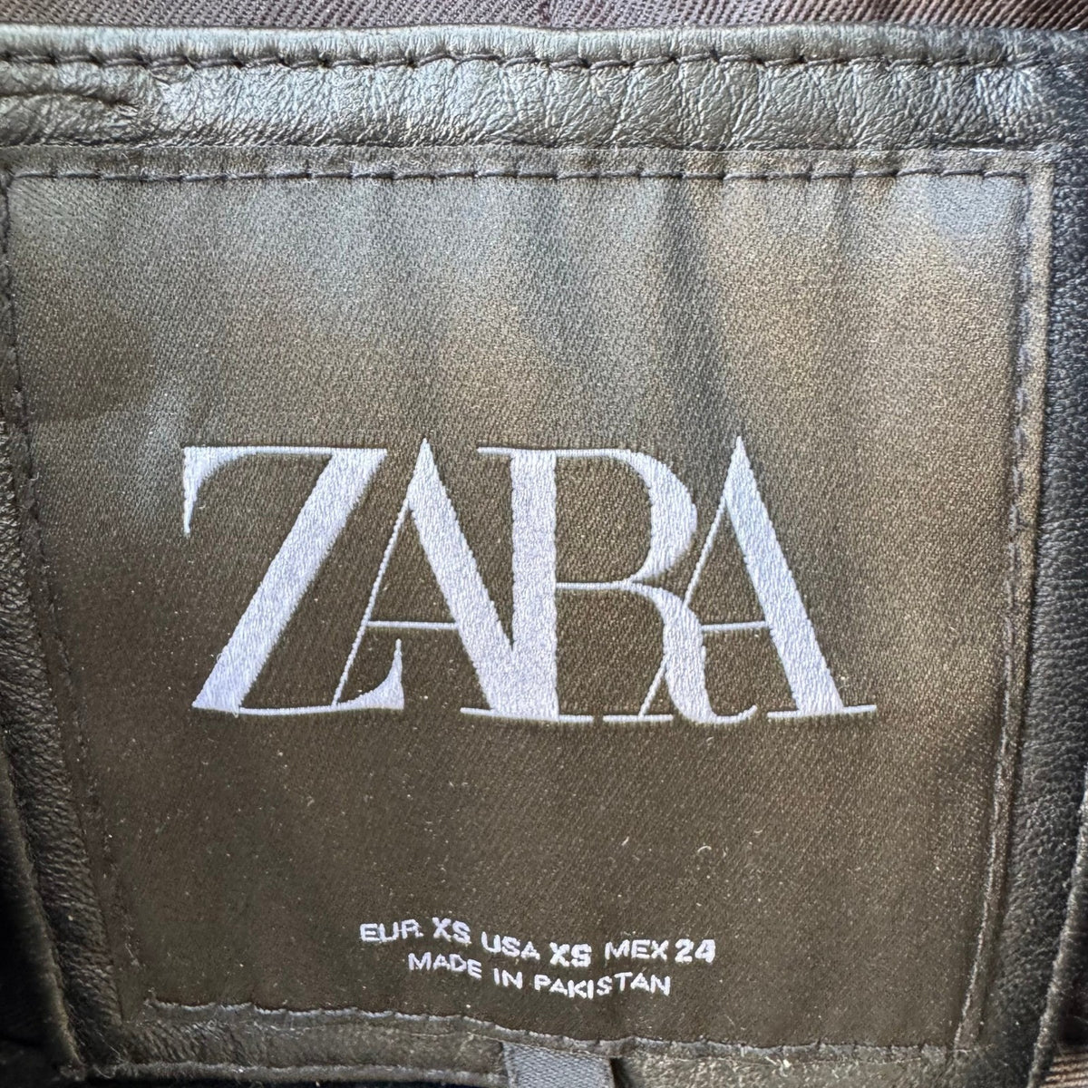 Zara Leather Biker Moto Rocker Streetwear Edgy Goth Grunge Sleek Jacket Black XS