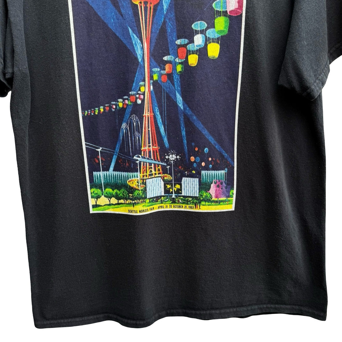 Gildan Seattle Worlds Fair 1962 Space Needle Urban Graphic T-Shirt Black Mens L