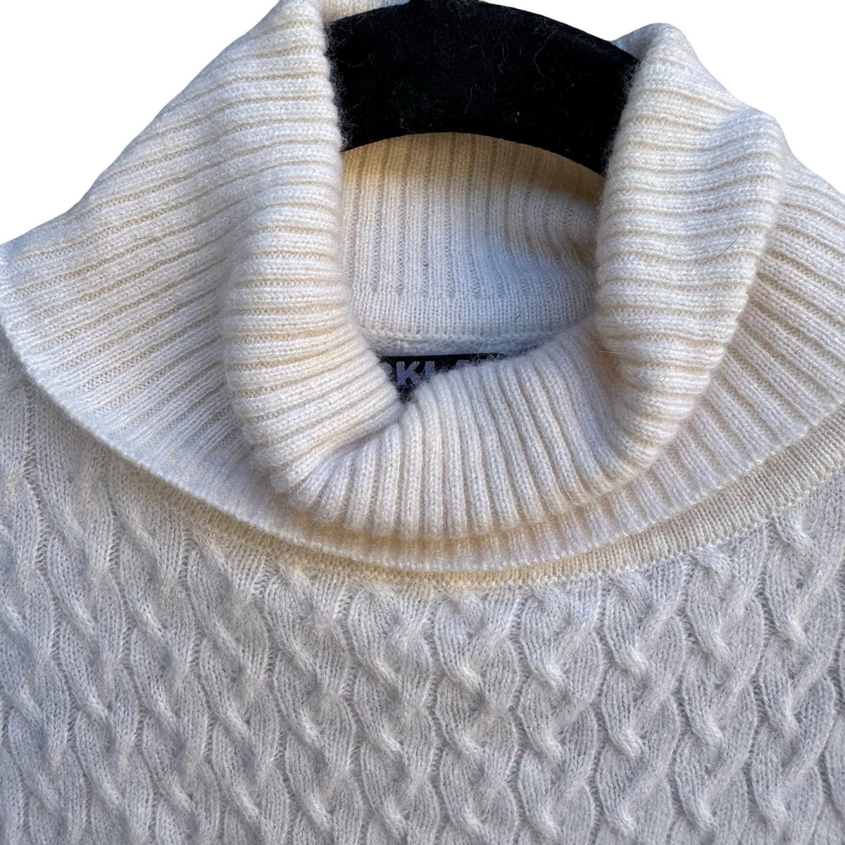Kirkland Signature 100% Cashmere Cable Knit Fisherman Turtleneck Sweater Ivory M
