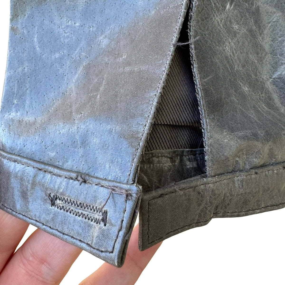 XOXO Vintage Y2K Grunge Distressed Metallic Grey Edgy Leather No Button Jacket S
