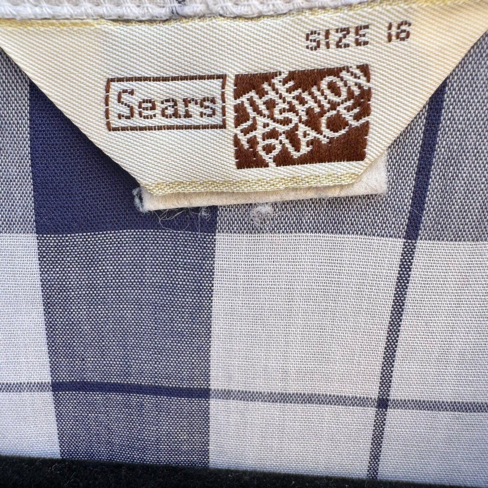 Sears The Fashion Place Vintage Navy Blue White Plaid Button Up Top Size 16 USA