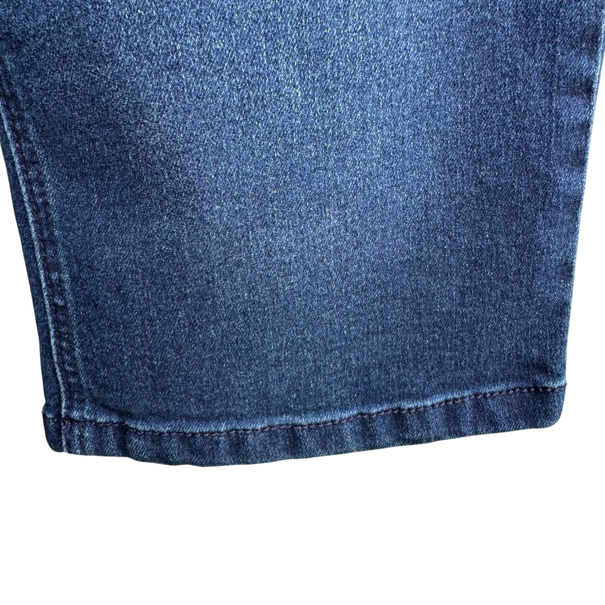 DG2 Diane Gilman Womens Blue Stretch Denim Preppy Summer Casual Bermuda Shorts 2