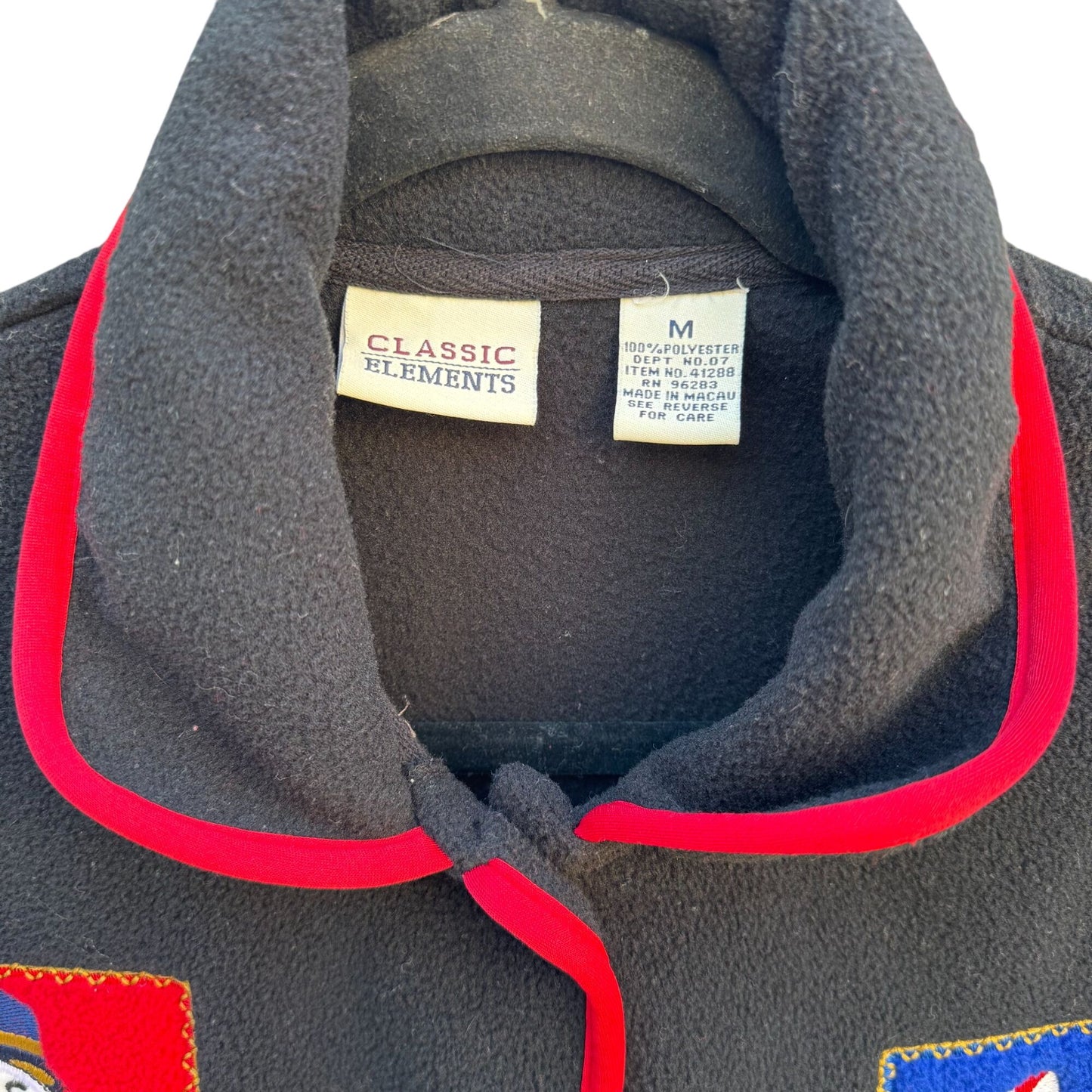 Classic Elements Holiday Fleece Festive Appliques Red Trim Embroidered Jacket M