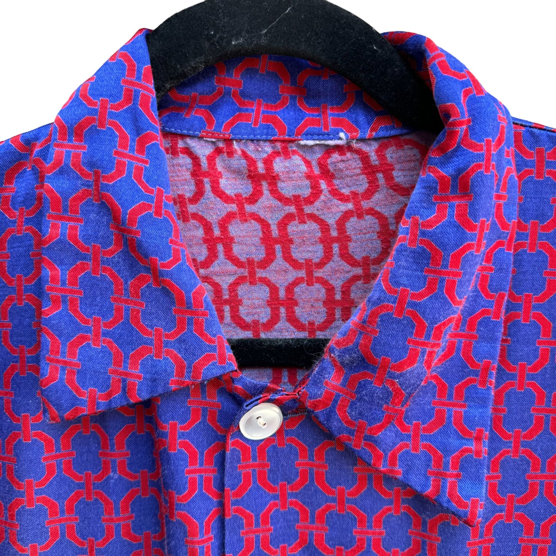 Vintage Blue & Red Geometric Pattern Long Sleeve Button-Up Shirt With Pockets