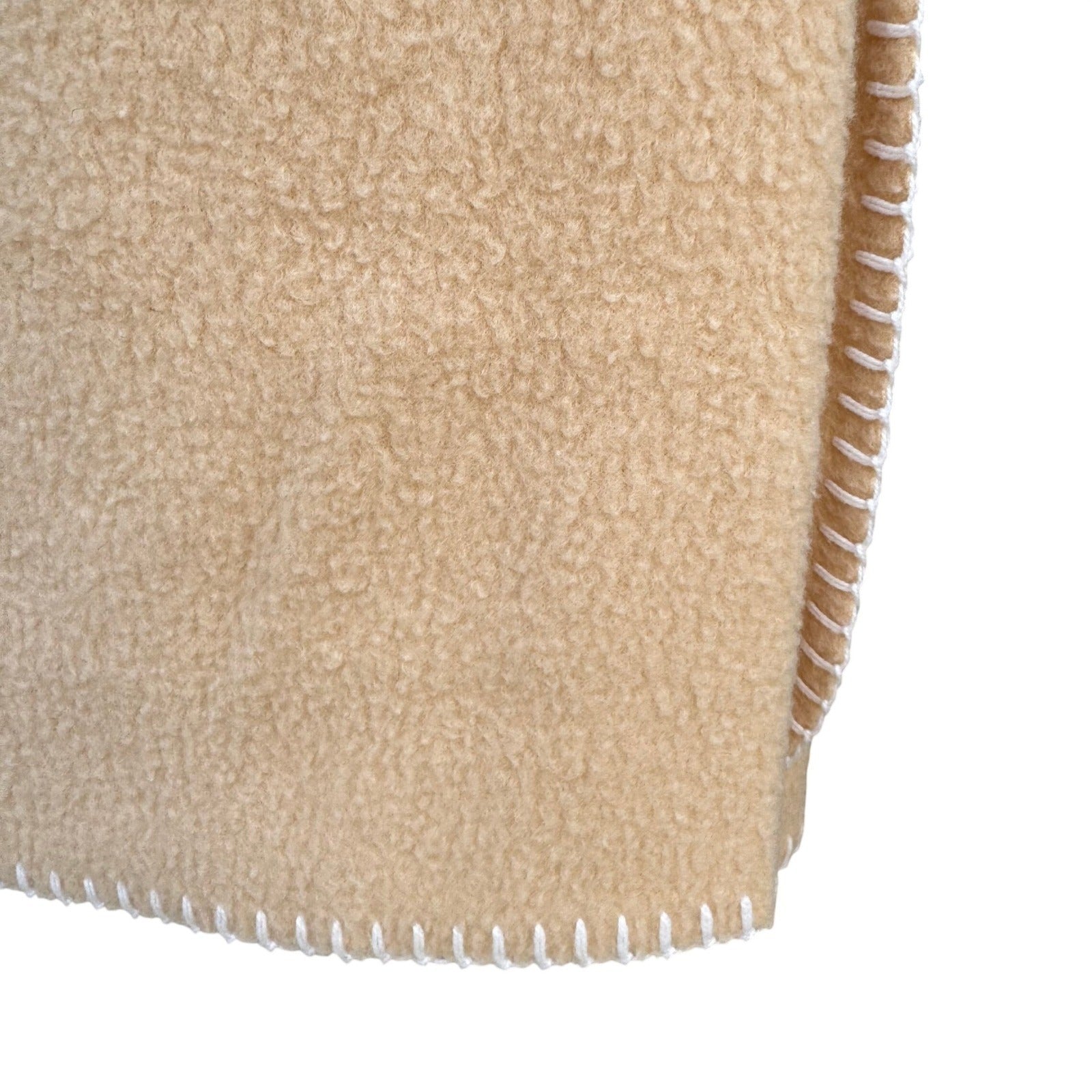 Givenchy Singapore Airlines First Class Fleece Blanket Tan SQL 8204 11.10 Luxury