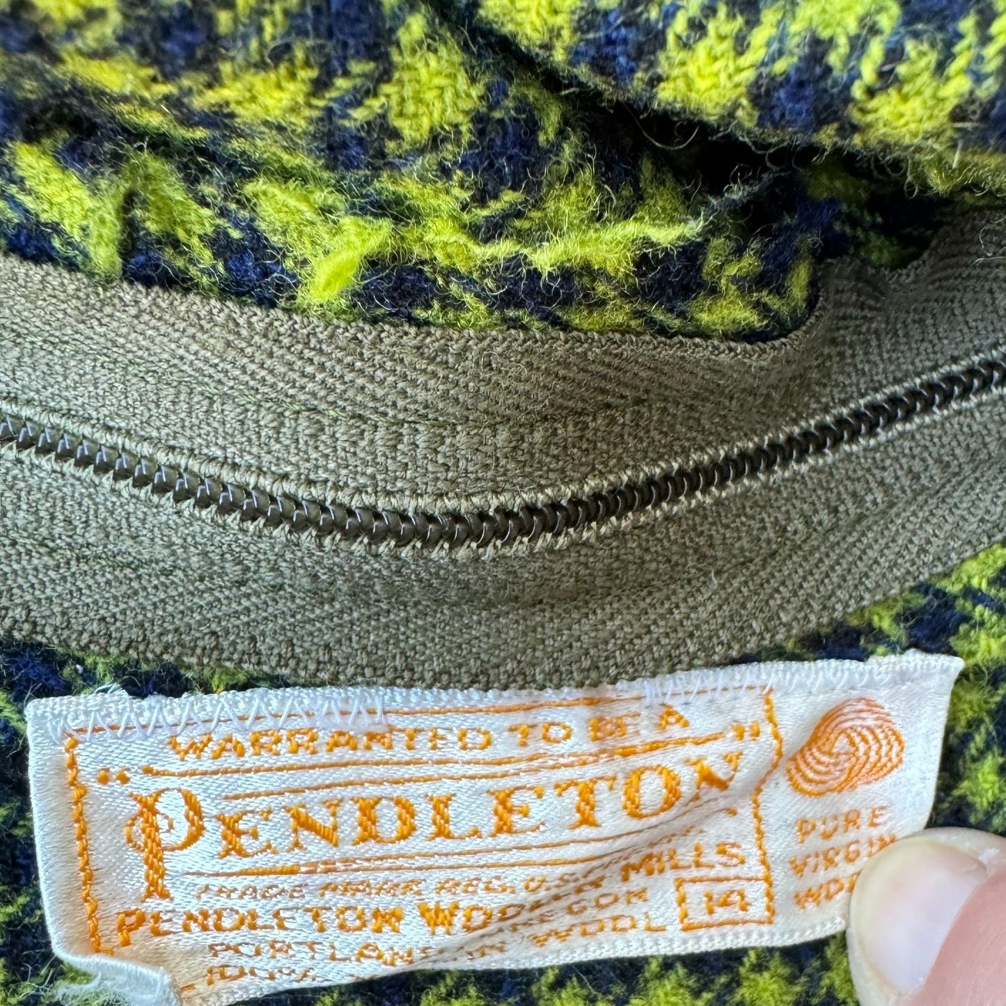 Pendleton Vintage Wool A-Line Skirt Green Black Houndstooth Pattern Womens S