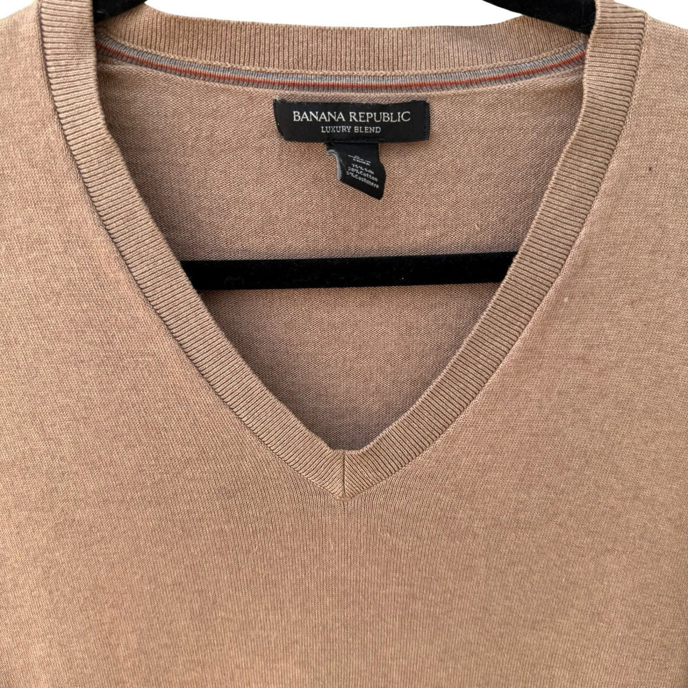 Banana Republic Mens Large Tan Silk Cotton Cashmere Luxury Blend V-Neck Sweater