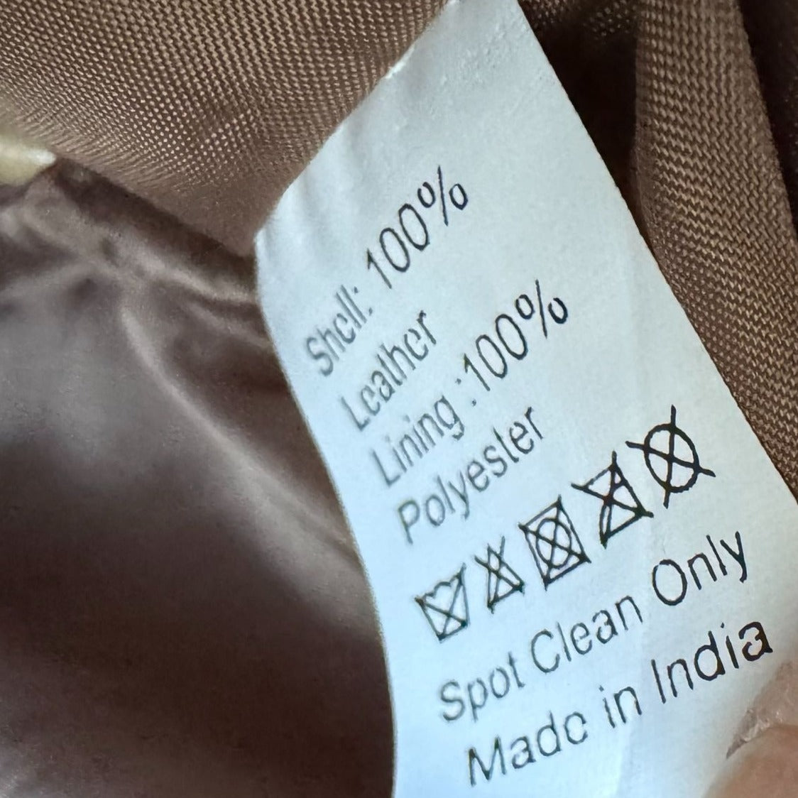 Crocodile-Embossed Genuine Leather Tote Bag Tan Multiple Pockets Zipper Closure