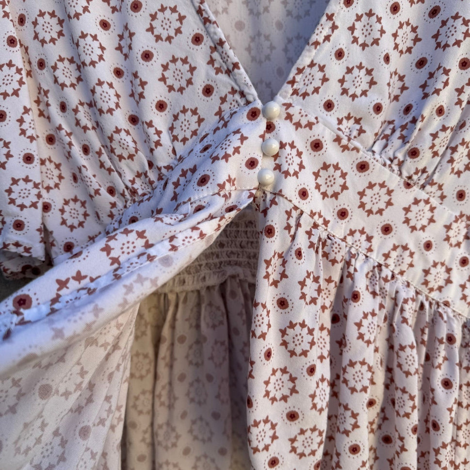 Dizzy Lizzy Boho Cottagecore Festival Ethereal Smocked Babydoll Peplum Shirt M