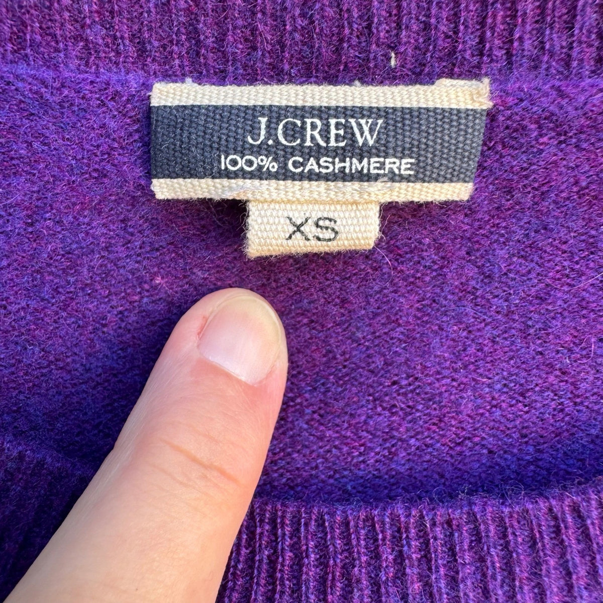 J Crew 100% Cashmere Quiet Luxury Minimalist Softcore Preppy Sweater Purple XS