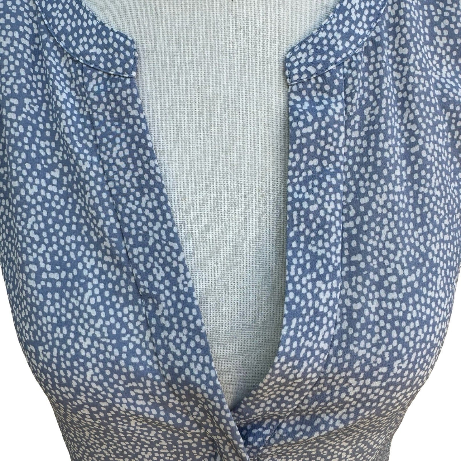 Joie Coastal Micro Polka Dot 100% Silk Sleeveless Quiet Luxury Blue Blouse XS