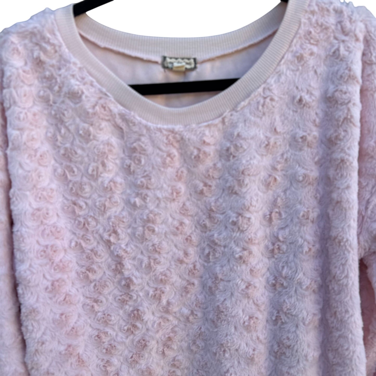 Eyeshadow Womens Pink Textured Crewneck Soft Cozy Long Sleeve Sweater Sweater L