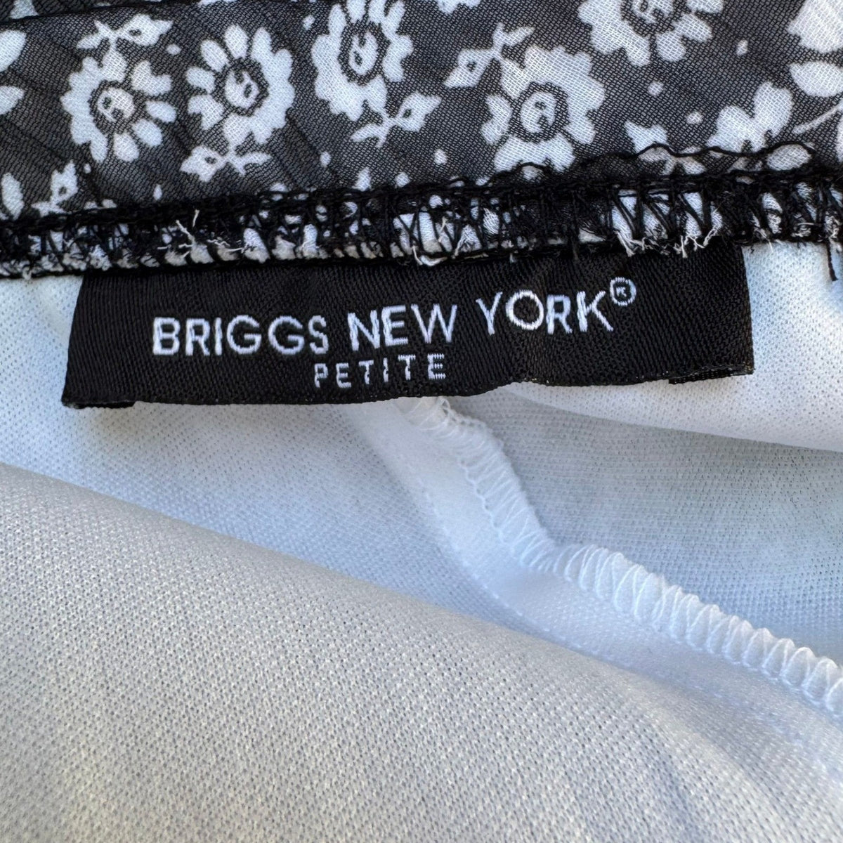 Briggs New York Cottagecore Flowy Ditsy Floral Lettuce Ruffle Hem Midi Skirt