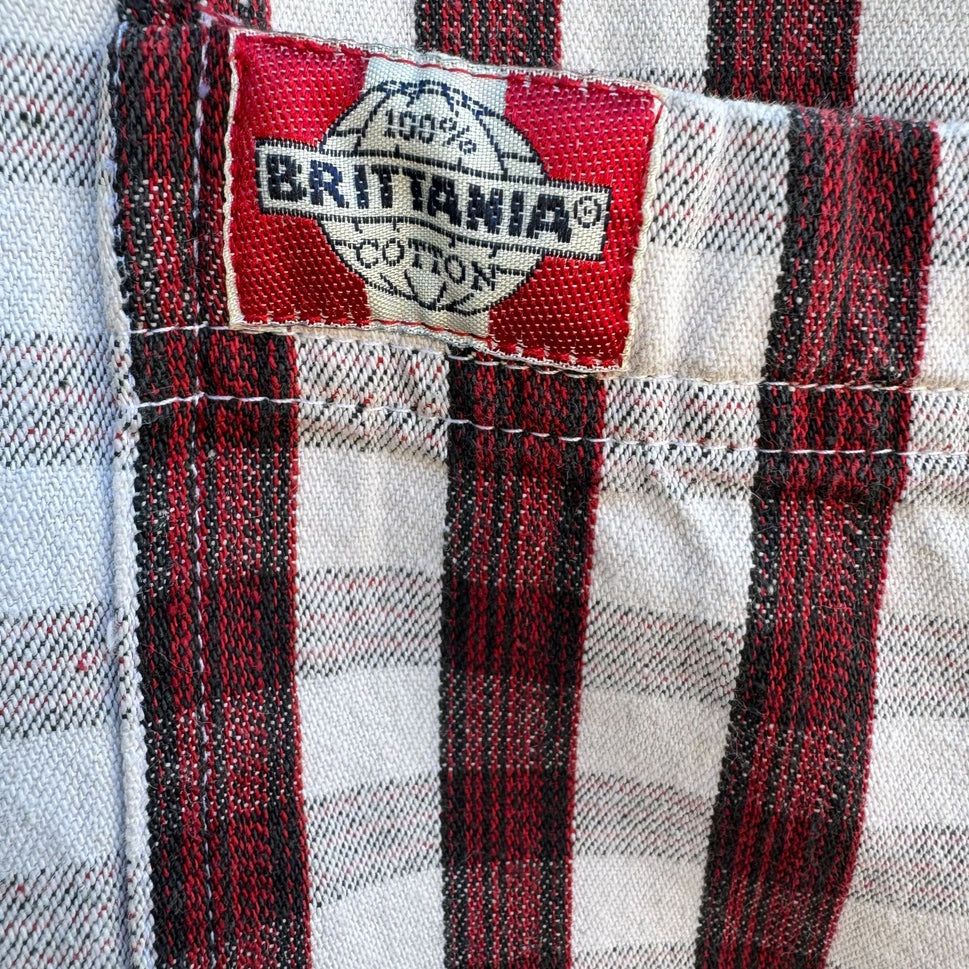 Brittania Vintage Mens Red White Plaid Long Sleeve Button-Up Heavy Cotton Shirt