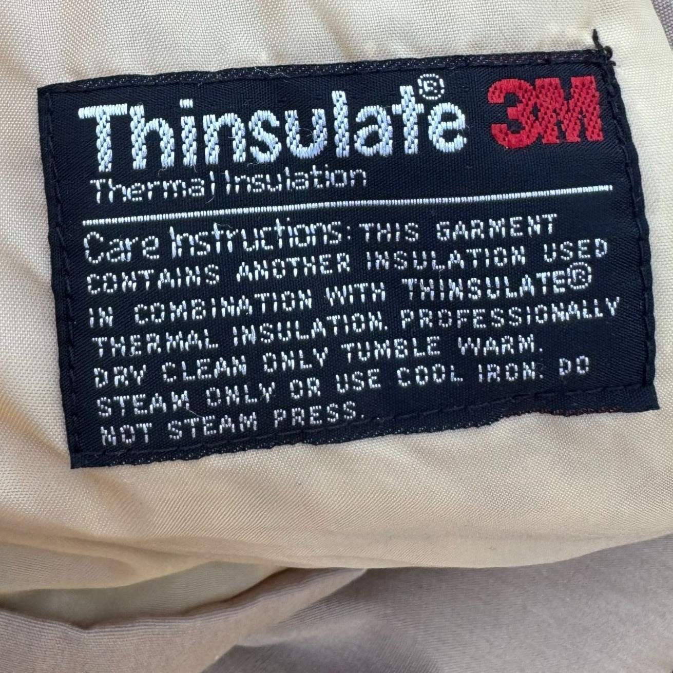 Saril Vintage Removable Hood Red Plaid Lining Thinsulate Insulation Jacket Coat