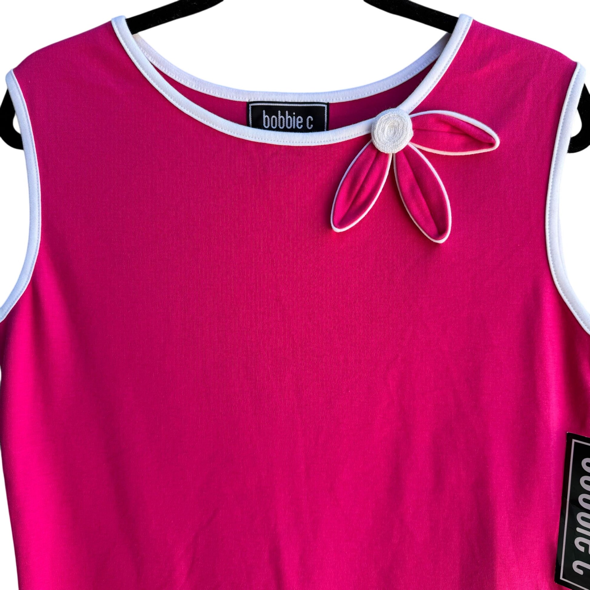 Bobbie C Womens Pink Sleeveless White Trim Flower Detail Top New With Tags M