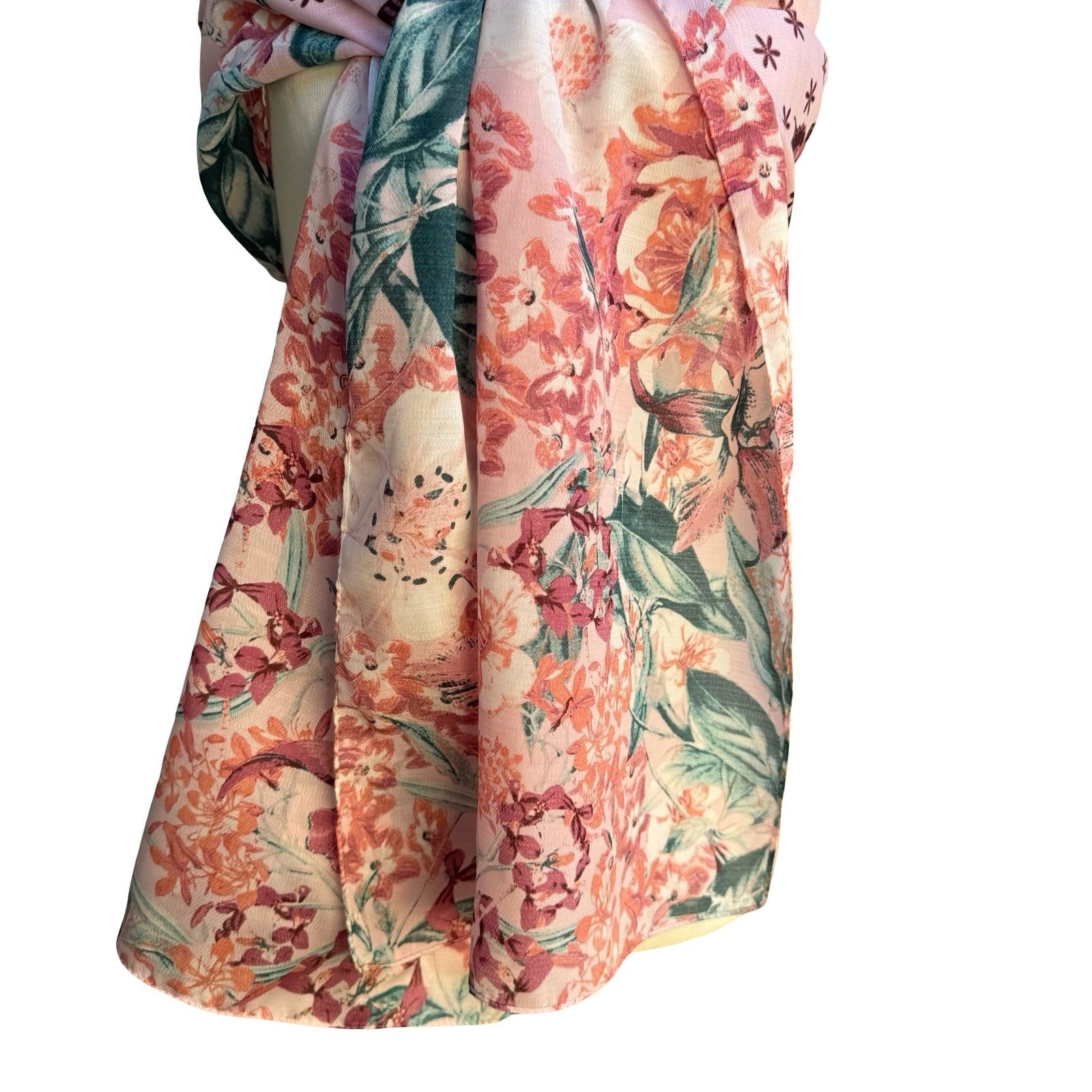Vince Camuto Cottagecore Soft Girl Romantic Garden Floral Wrap Scarf Shawl NWT