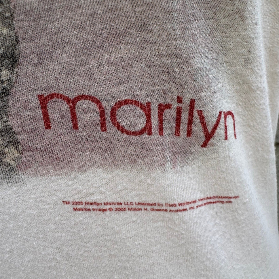Vintage 2005 Marilyn Monroe Graphic T-Shirt Cream Y2K Baby Tee Small Pinup Retro