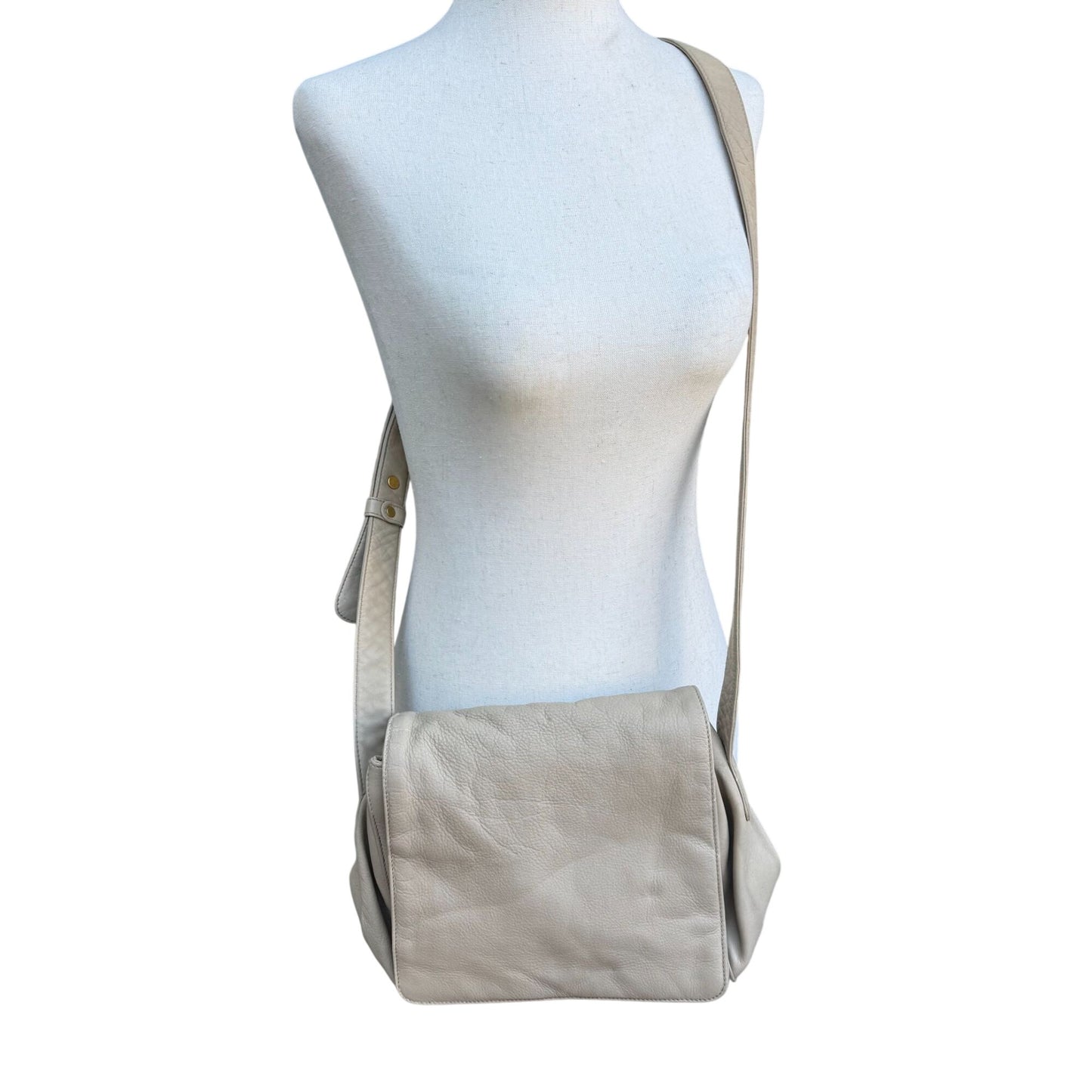 Donna Karan New York Tan Leather Crossbody Bag Adjustable Strap Magnetic Closure