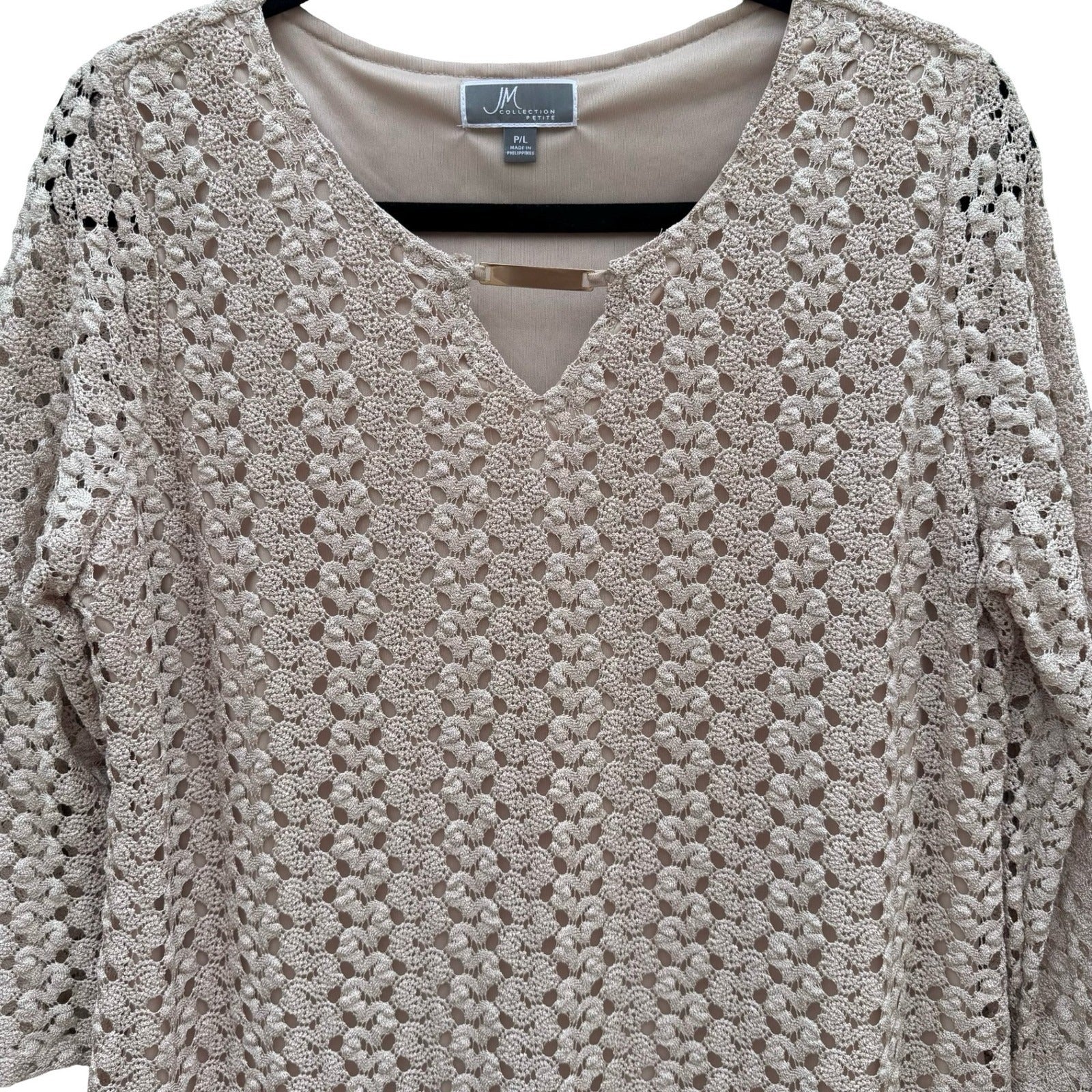 JM Collection Large Taupe Crochet V-Neck Top Gold Bar Accent NEW Boho Earthy