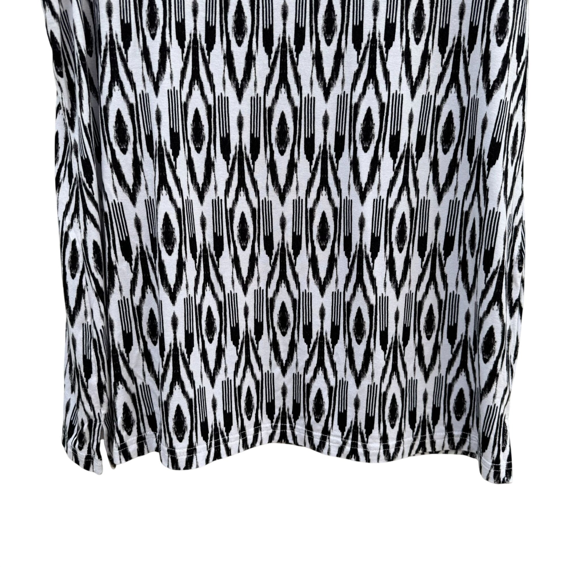 Chicos Womens Black White Tribal Print Sleeveless Tank Top Blouse M Professional