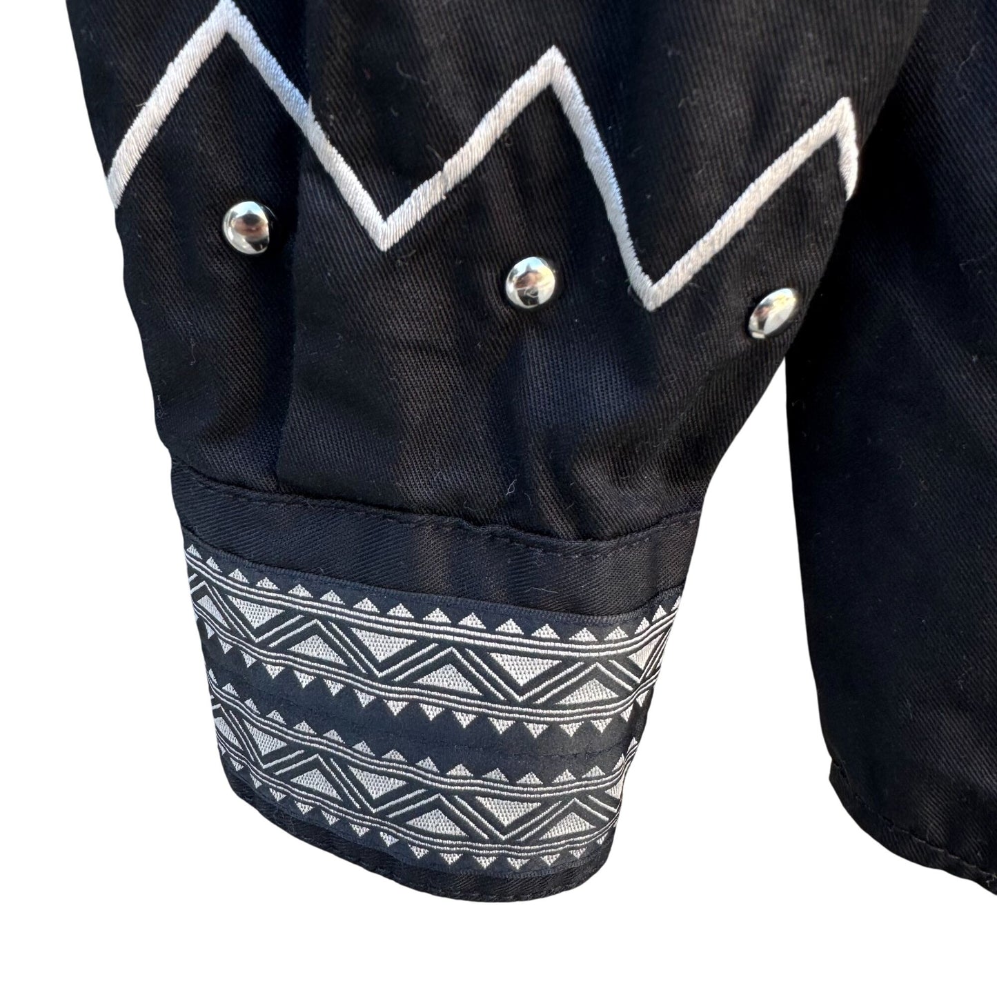 Adobe Rose Vintage Western Button-Up Shirt S Black Geometric Embroidery Studs S