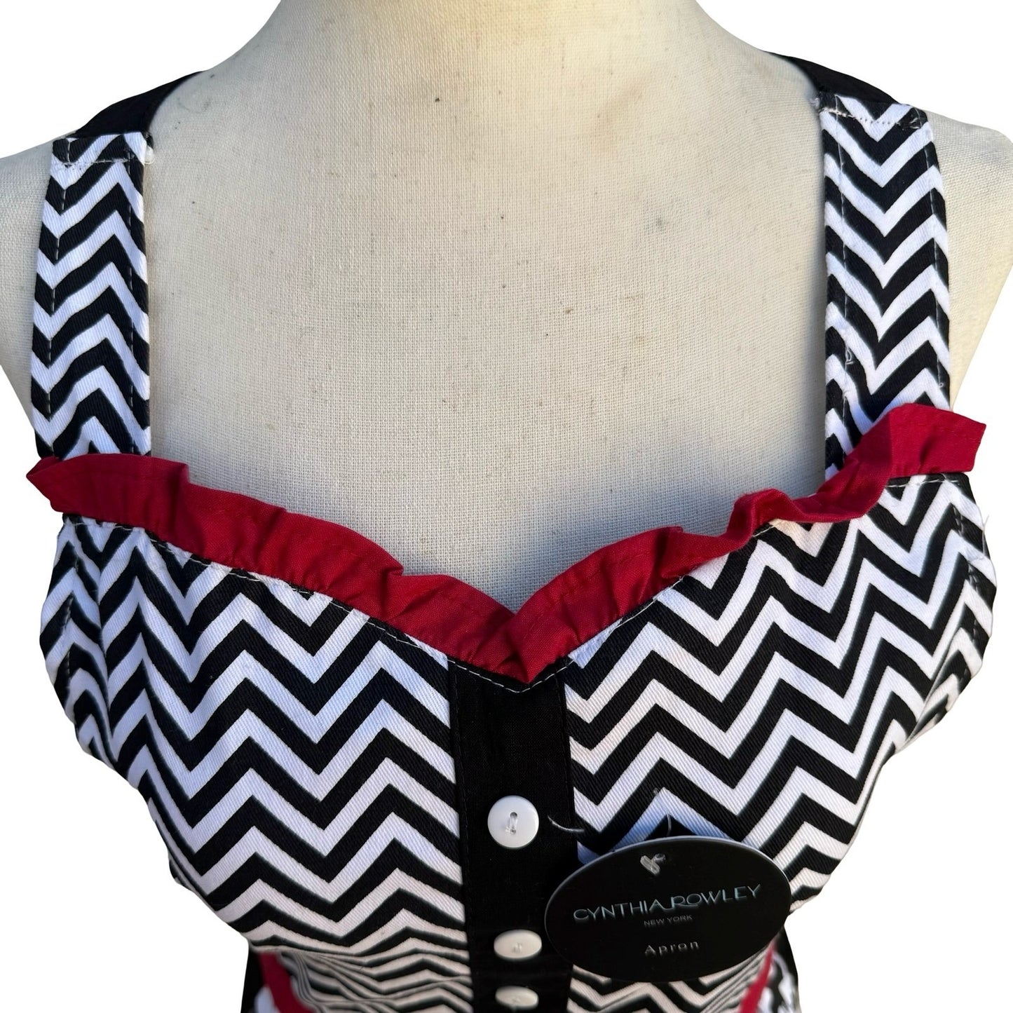 Cynthia Rowley New York Kitsch Apron Black White Chevron Cat Print Ruffle New