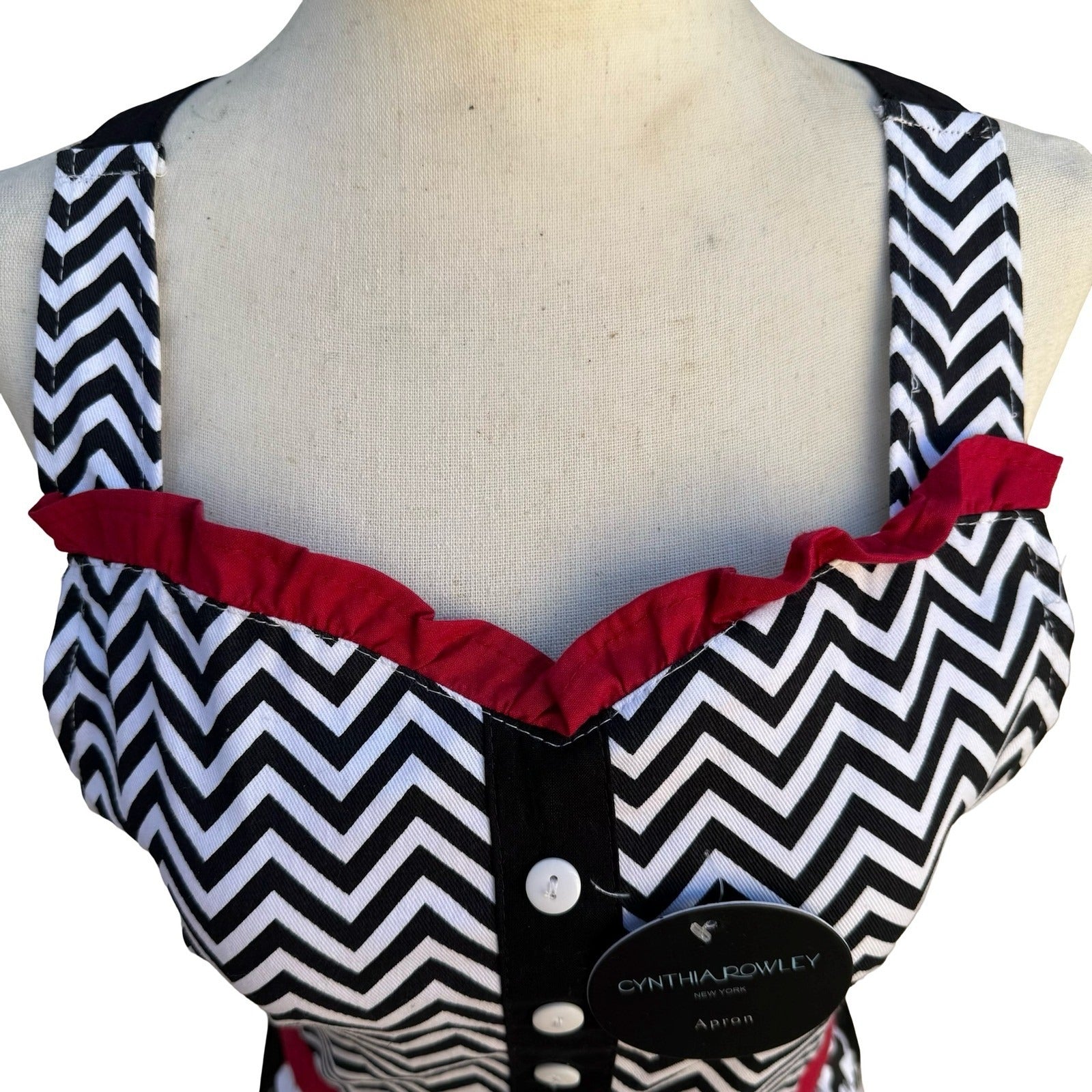 Cynthia Rowley New York Kitsch Apron Black White Chevron Cat Print Ruffle New